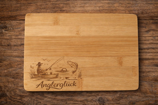 Bambus-Schneidebrettchen "Anglerglück"